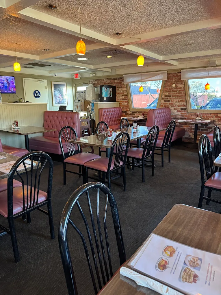 Corkwood Restaurant 3.webp