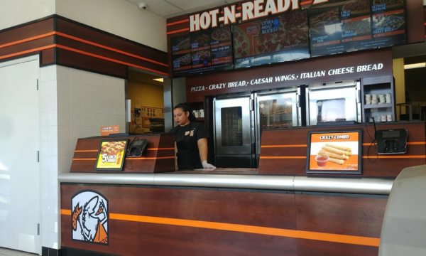 Little Caesars Pizza 6.png