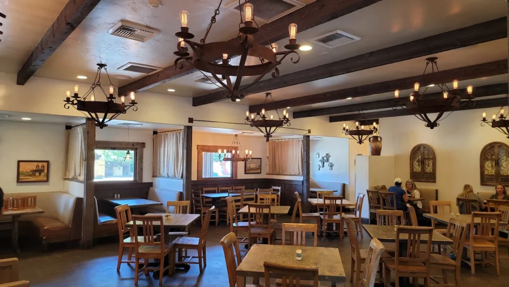 Marias Cantina 3.webp